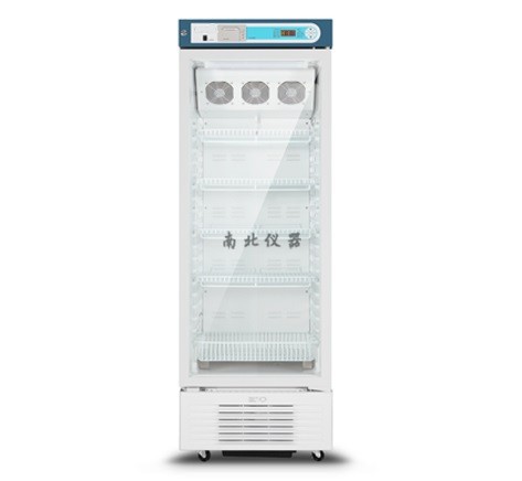 XC-240L 4±1℃ 血液冷藏箱
